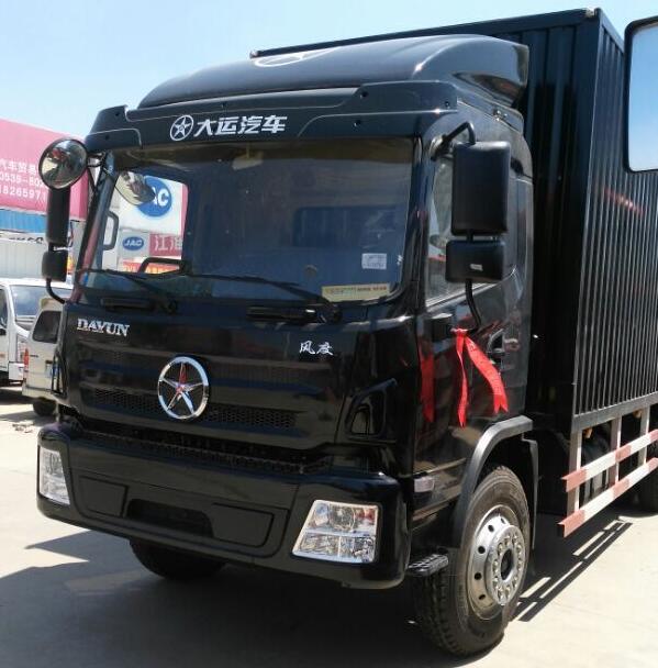 大運(yùn)風(fēng)度汽車省油導(dǎo)流罩